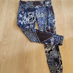 Athleta tights size medium